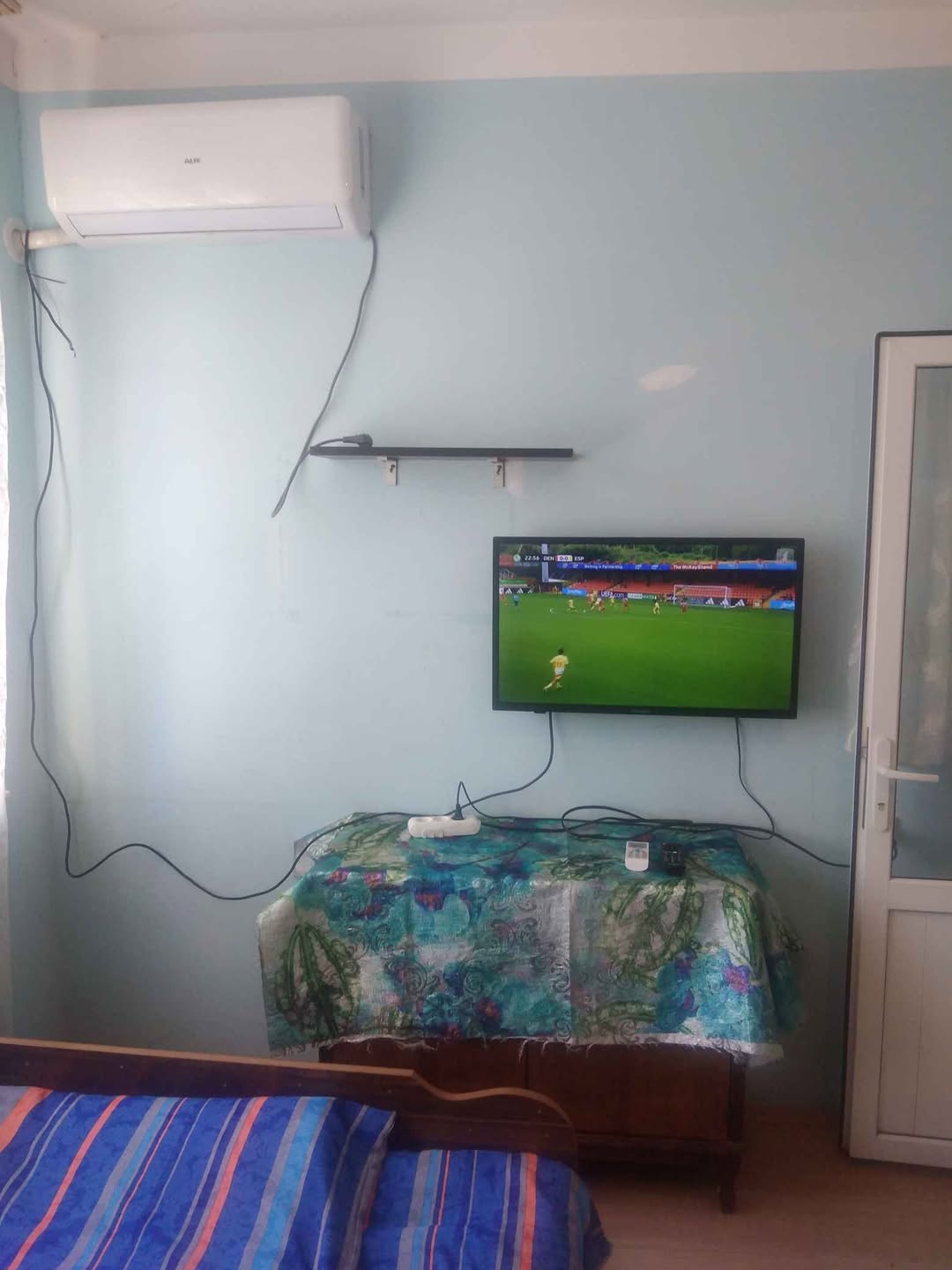 Kutaisidə 1 otaqlı mənzil kirayəyə verilir 400