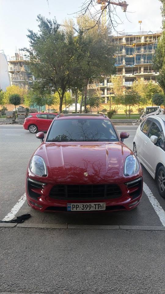 Satılır/Dəyişilir ✅ İstehsalçı: Porsche ✅ Model: 2016