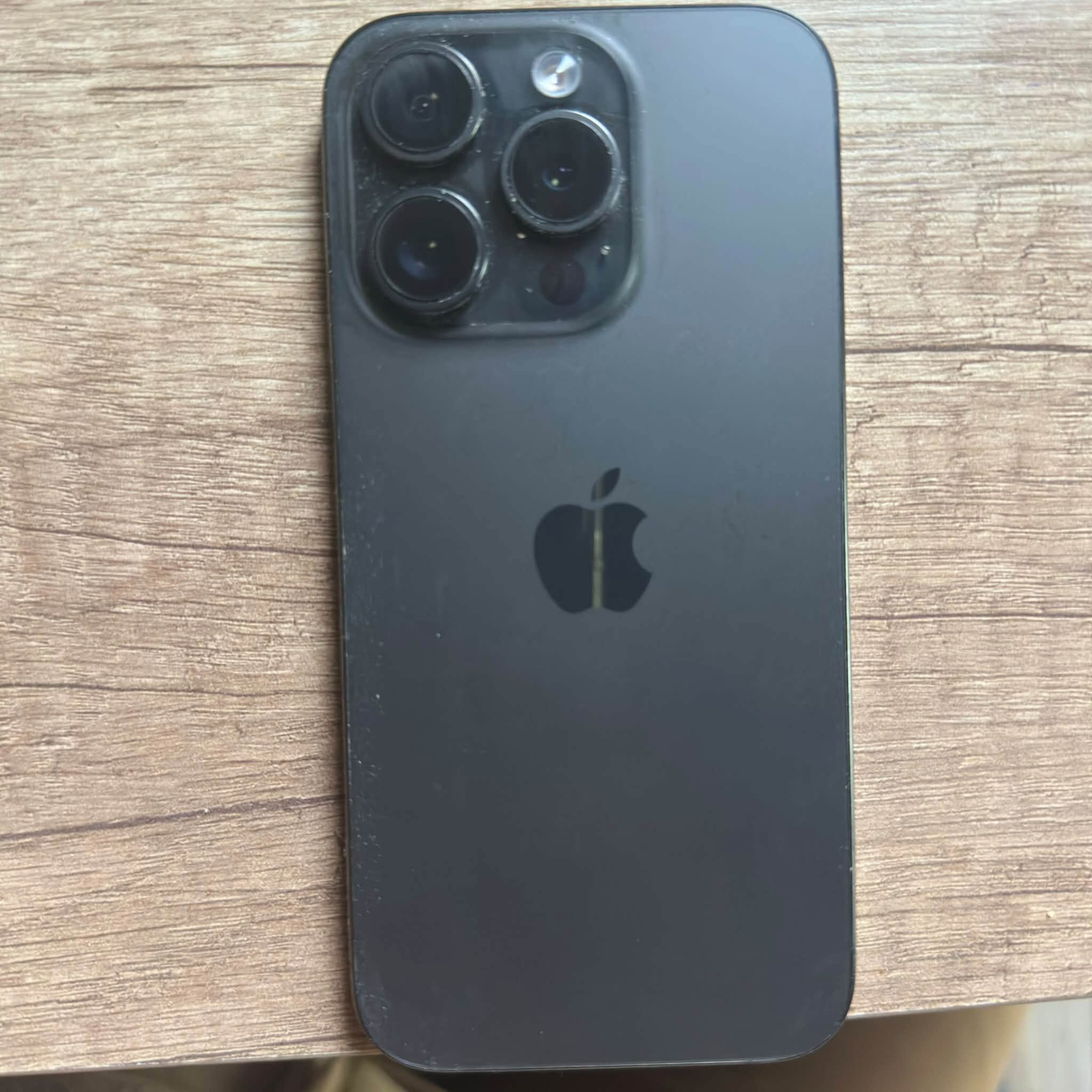 iPhone 15 Pro, excellent condition