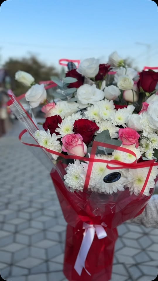 გააფერადე ამინდი ჩვენი თაიგულები 💐🌹🌸 შეგვიკვეთეთ