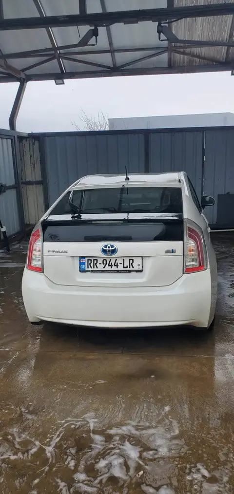 Toyota Prius 2015
