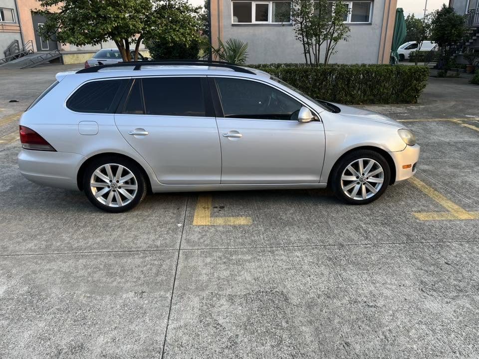 იყიდება სასწრაფოდ.2014წელი.დიზელი 2.0 ფასი 4700$