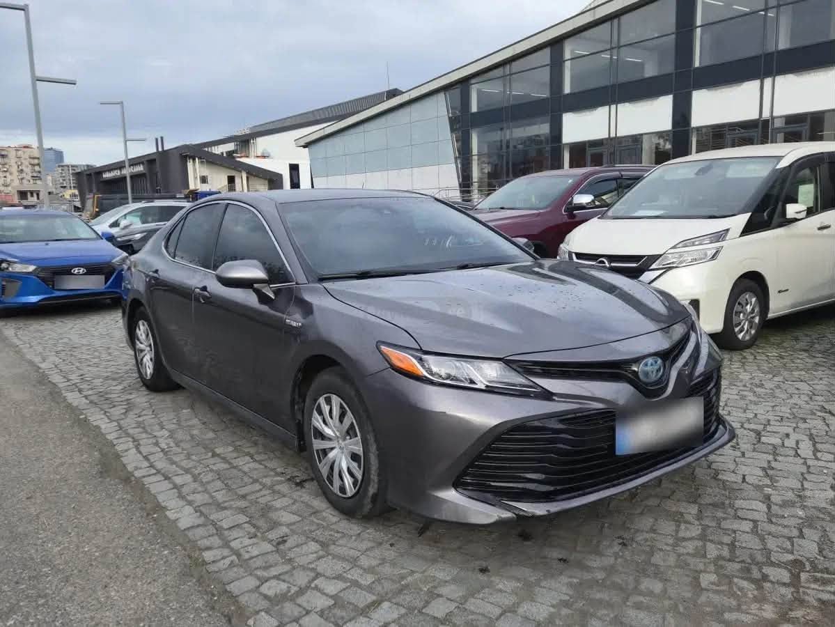 Toyota Camry 2018