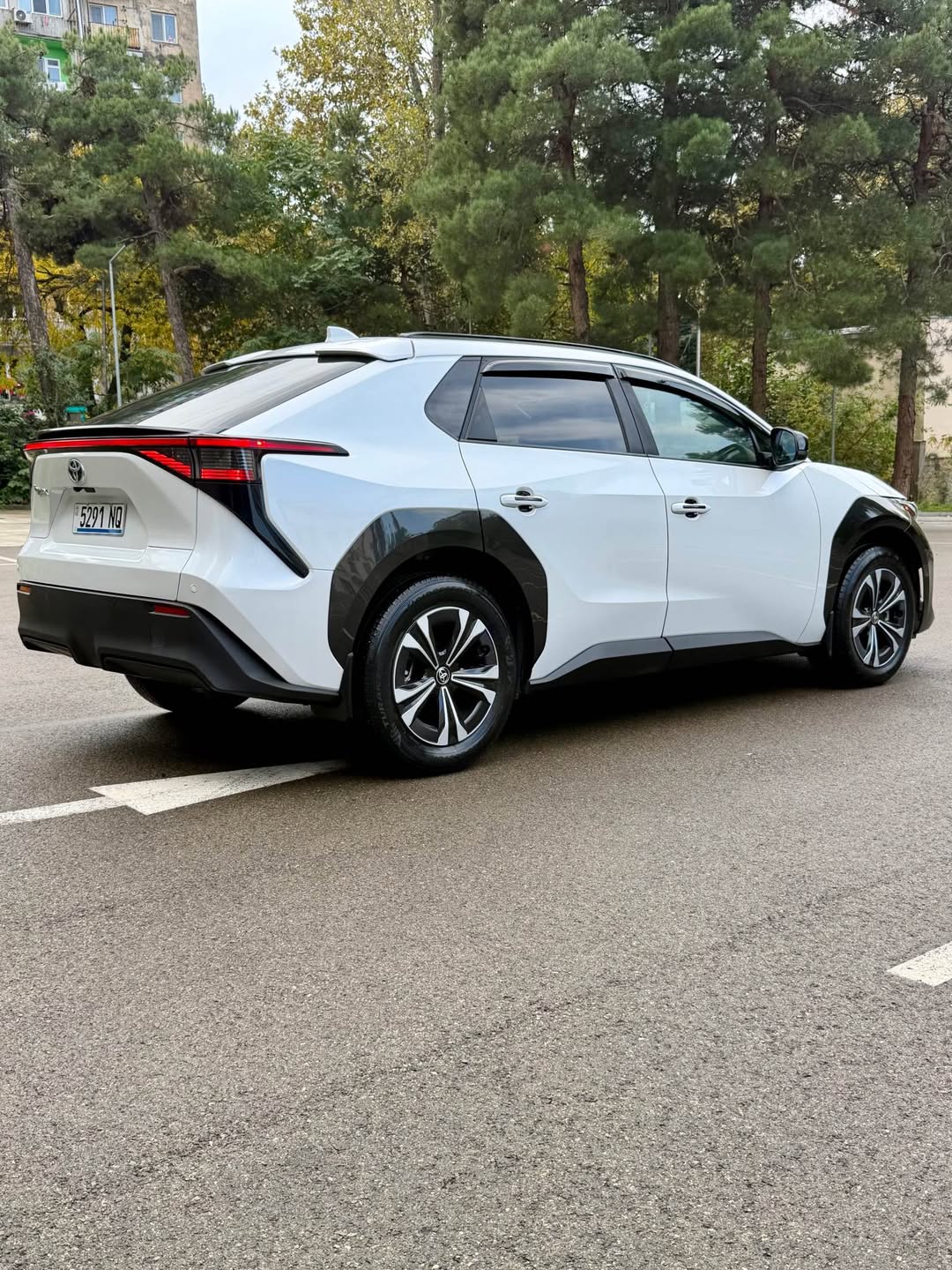 Toyota BZ4X-XLE 2022