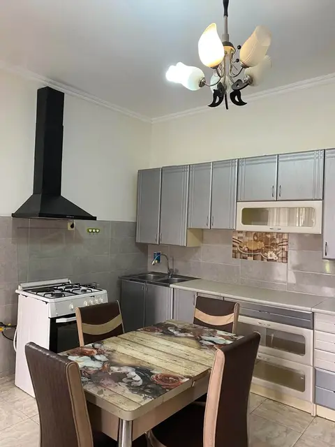 Վարձով բնակարան, Բաթում — 1,500 ₾