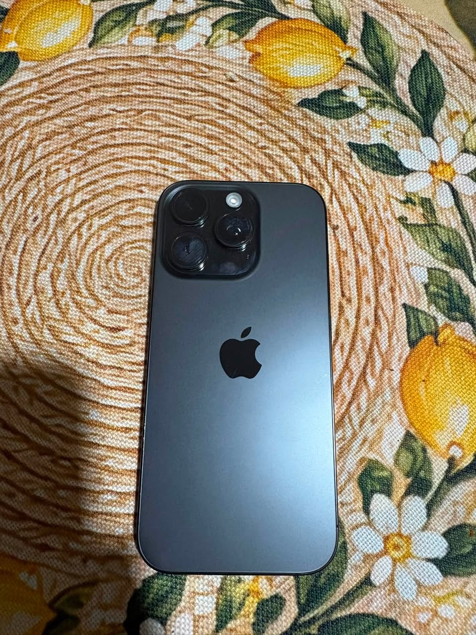 📱 iPhone 16 Pro 128GB — — 1,500₾