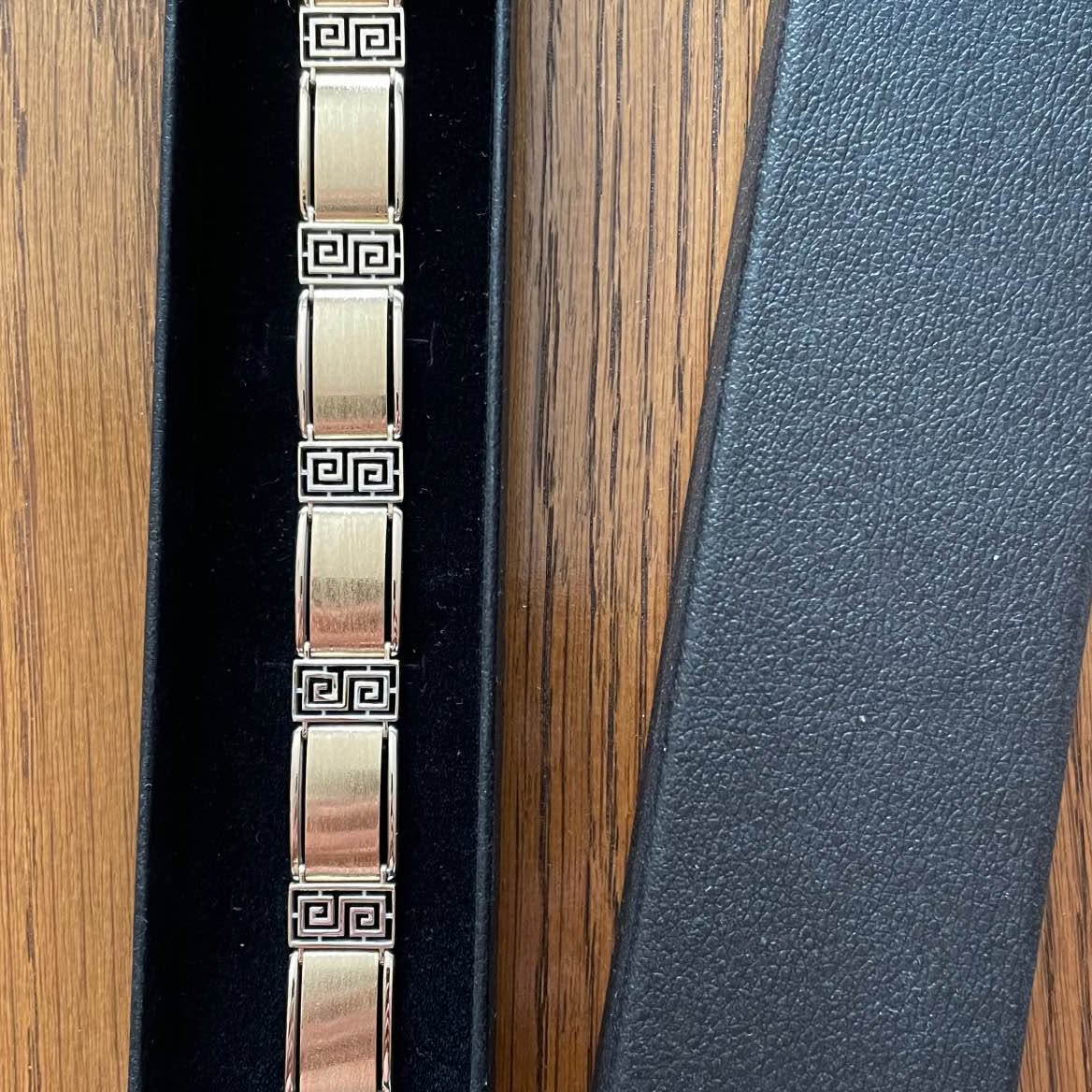 Gold bracelet, 22.5 g