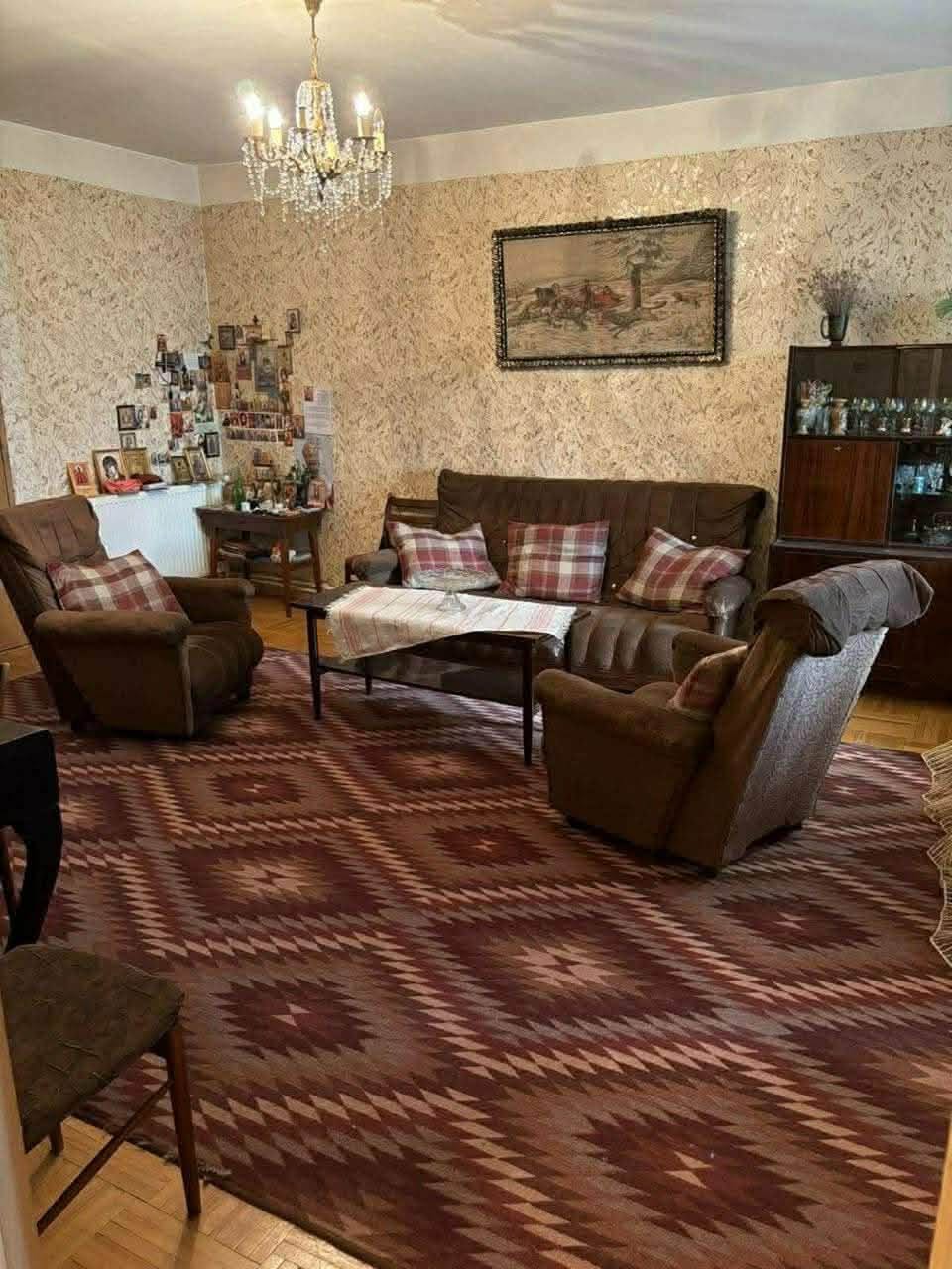 Վաճառվում է 4 սենյականոց բնակարան, Թբիլիսի — $109,000