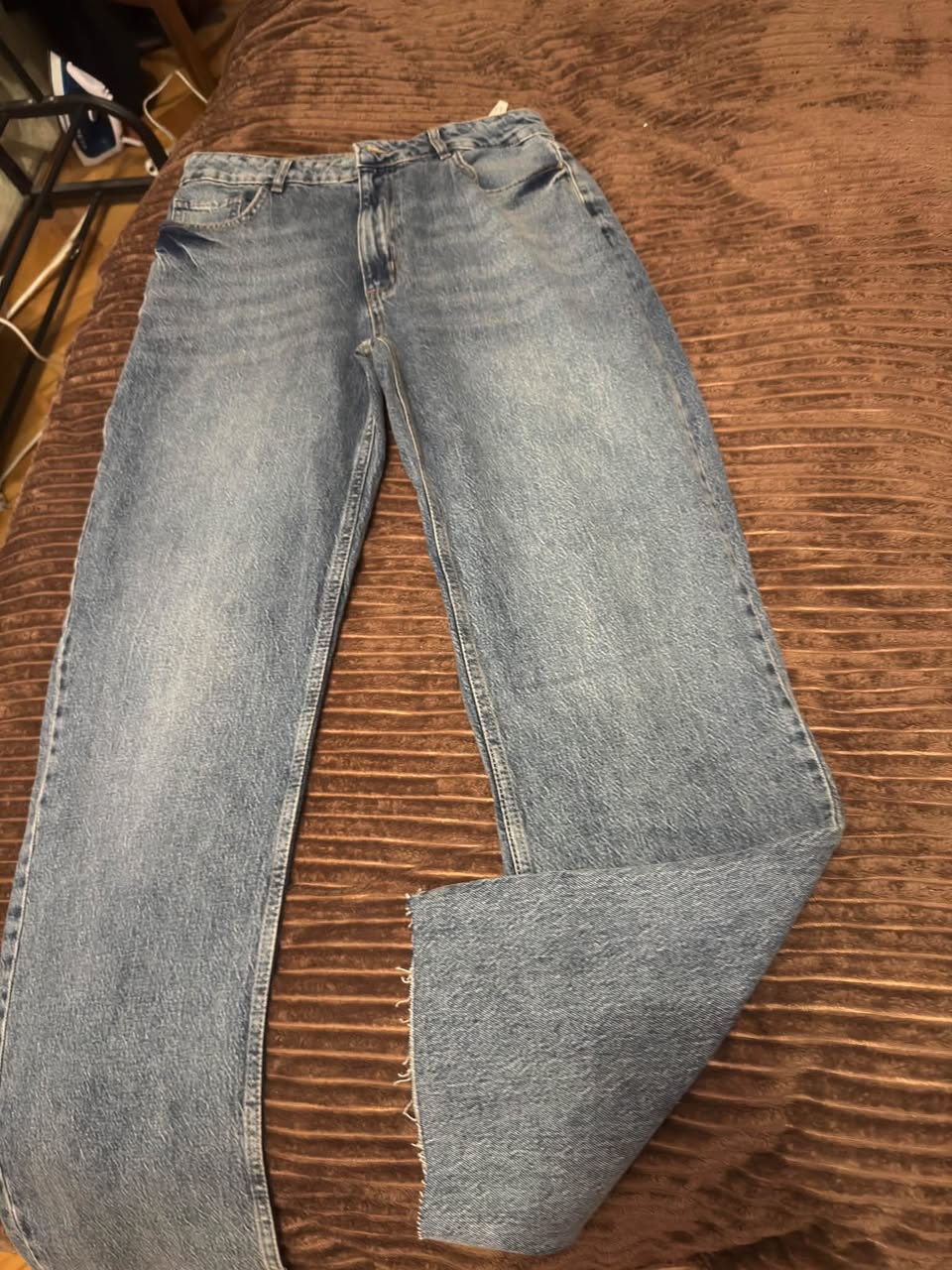 Zara jeans size 40, new