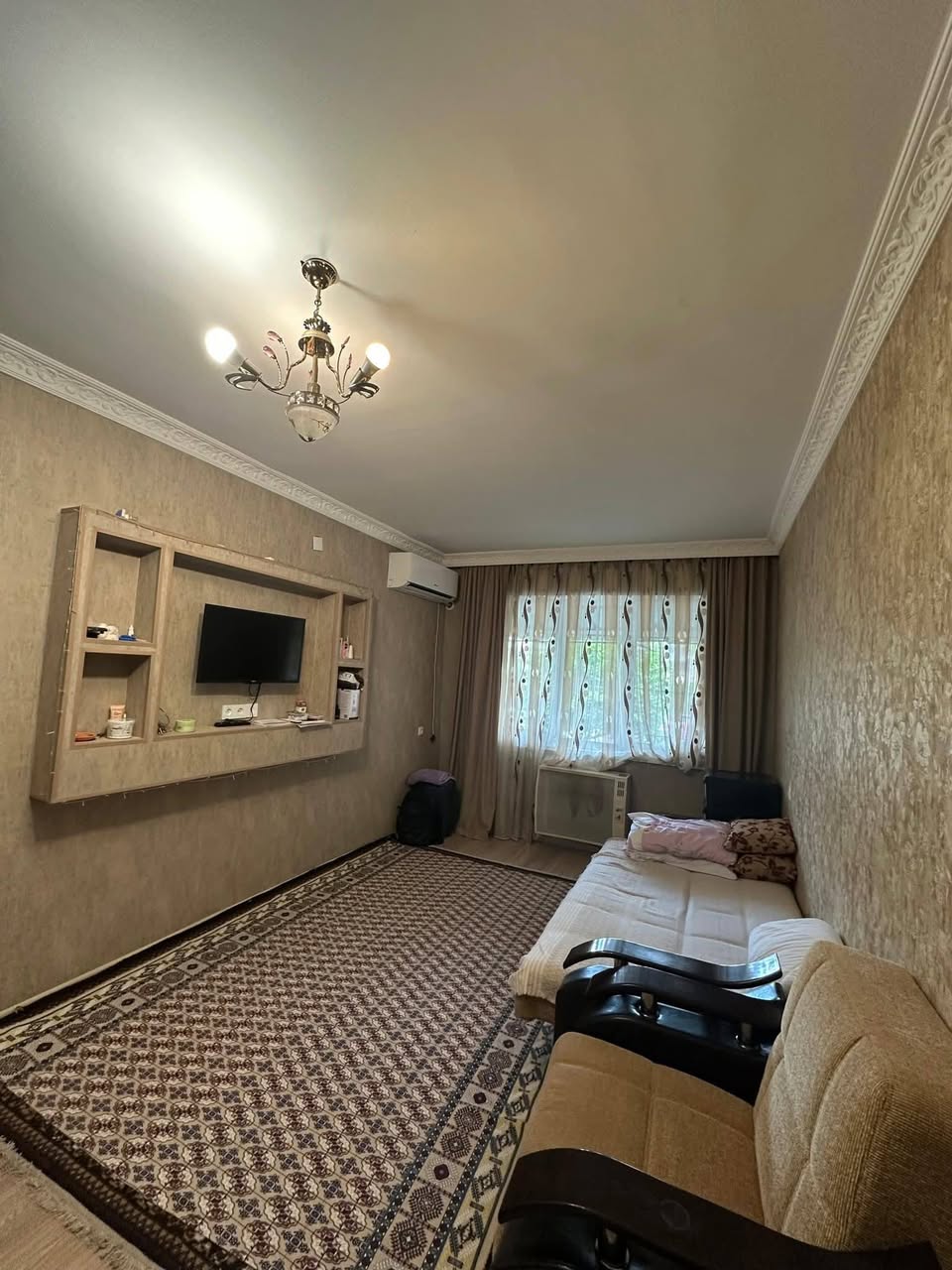 For sale in New Rustavi, 21st microdistrict — $75,000