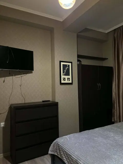 Kirayə verilir 3-otaqlı mənzil, Tbilisi