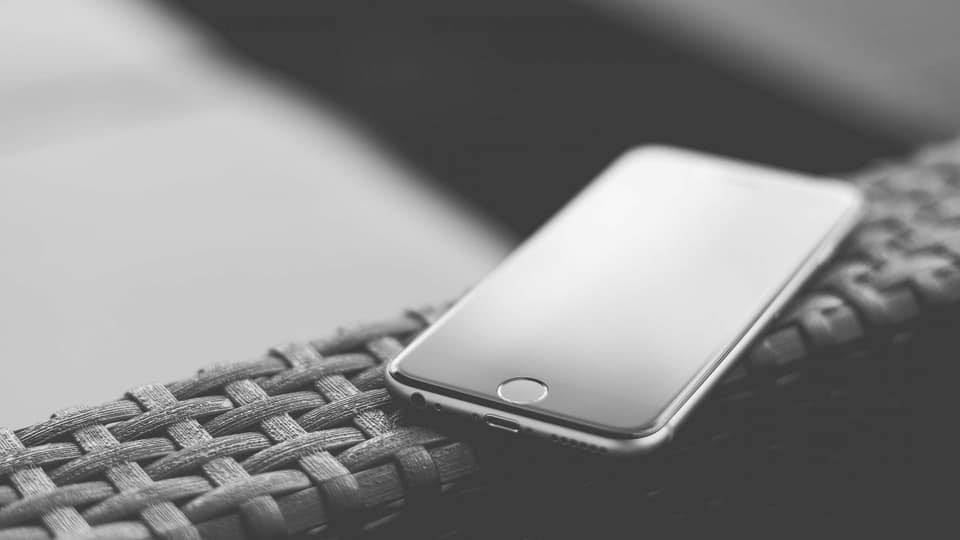 Samsung Galaxy S20 değişiyor! Arka camı