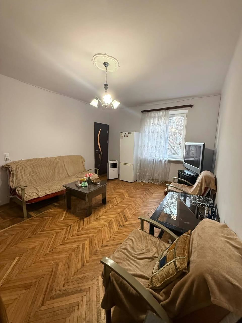 იჯარით გაქირავებული ბინა — 260,000 AMD