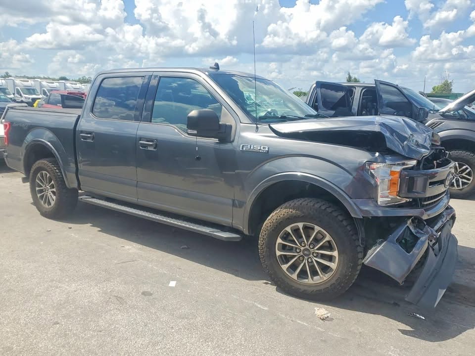 Ford F-150 2020 — 17,000$