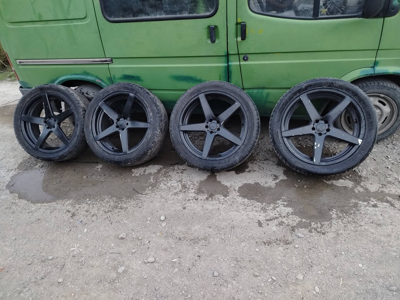 VAZ $ 2000