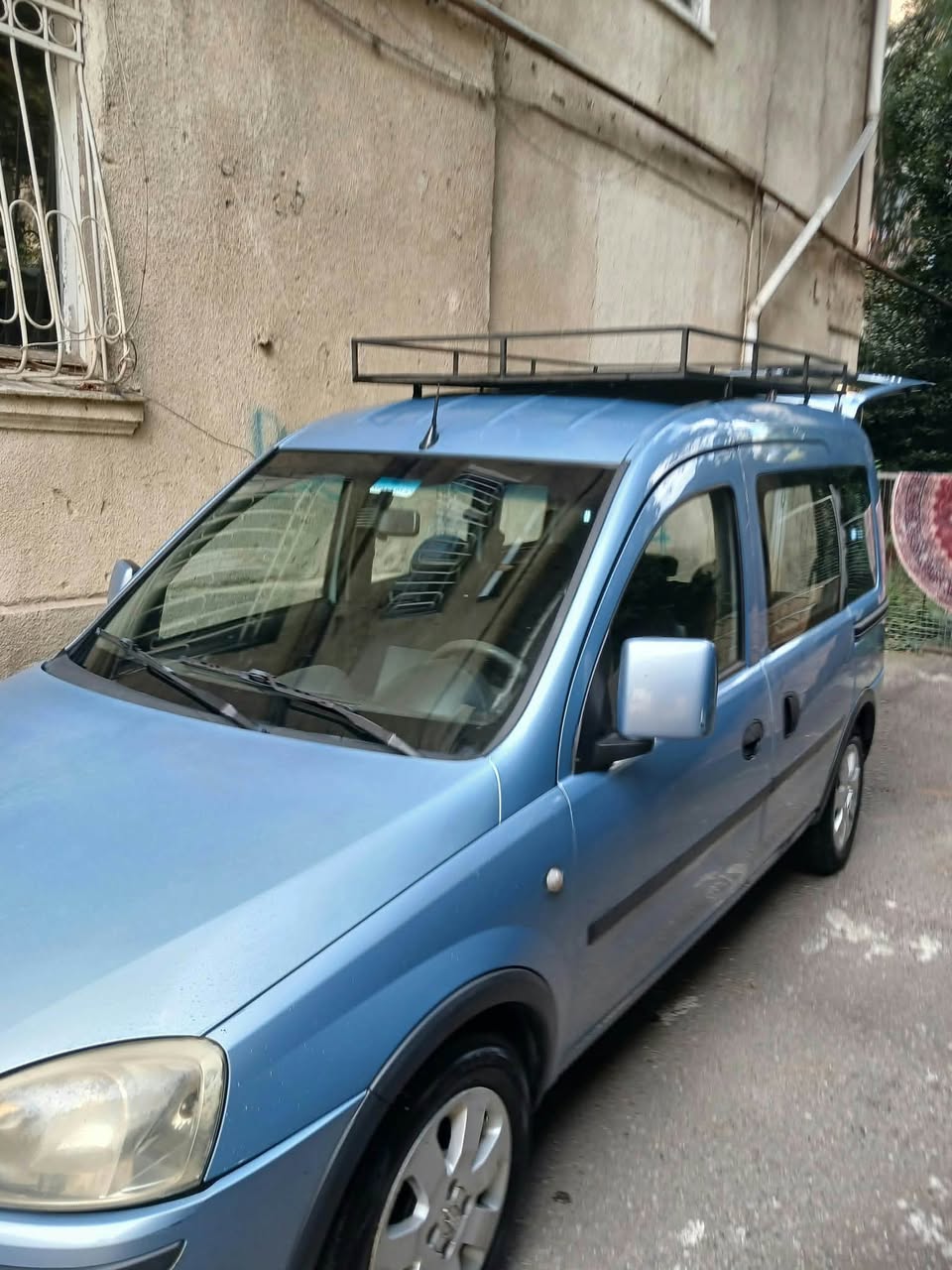 Avtomobil 2006