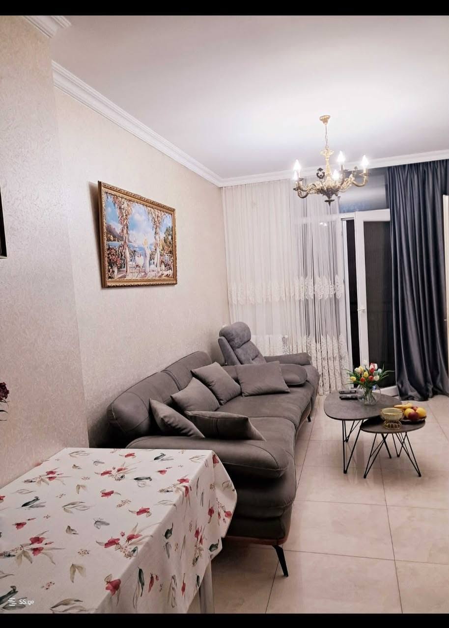იყიდება ბინა, ბათუმი — $90,000