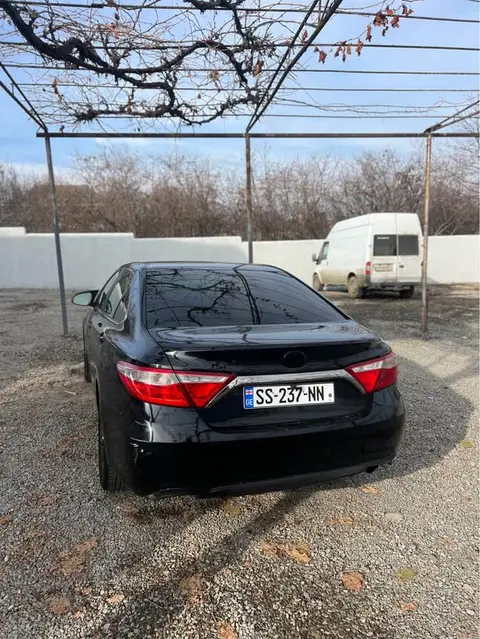 Toyota Camry 2016