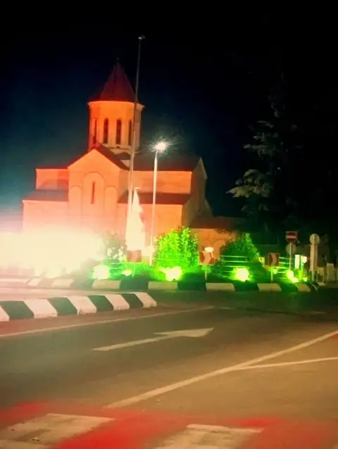 ჭიშკრებისა და აივნების შედუღება
