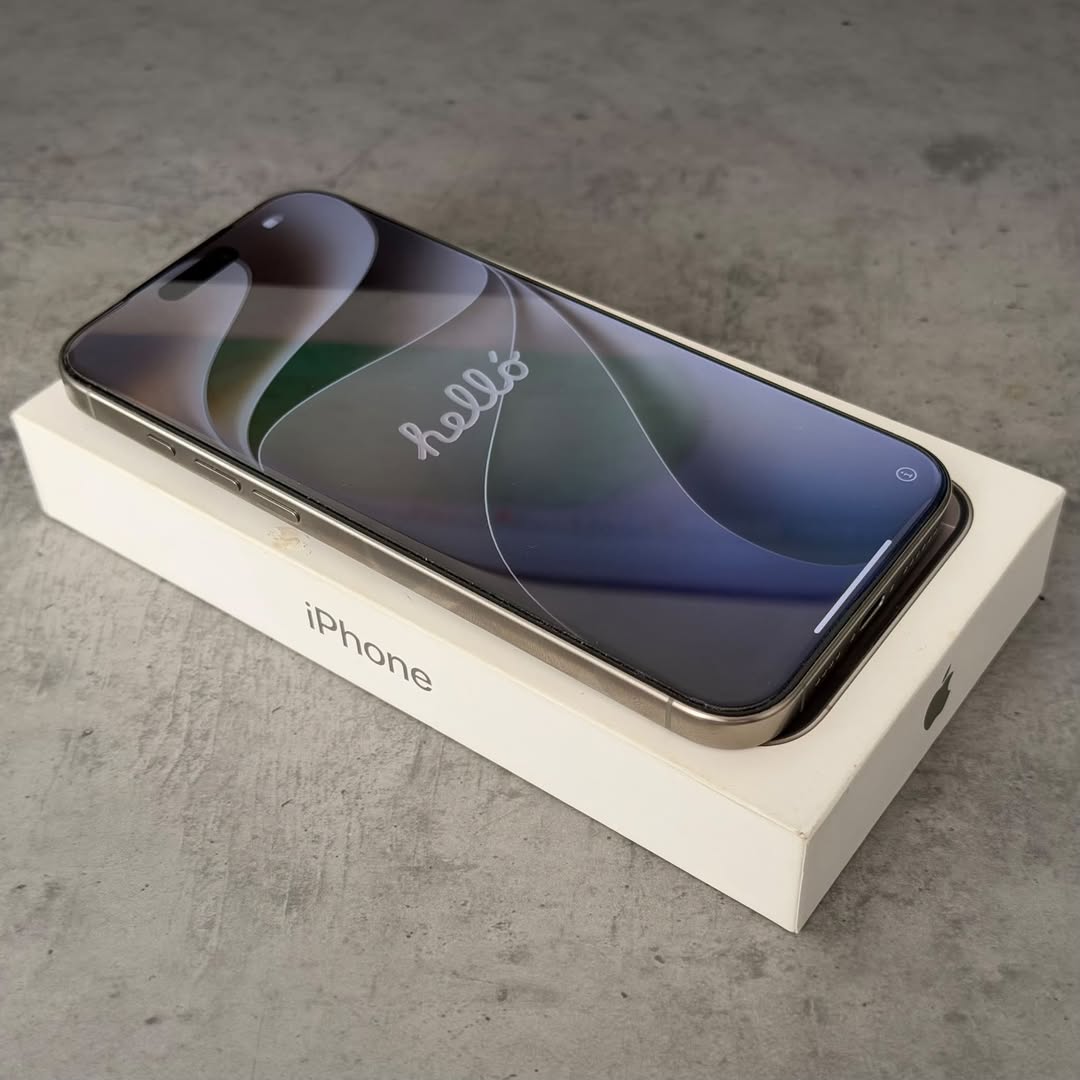 iPhone 16 Pro Max 1TB, eSIM, 91% akum