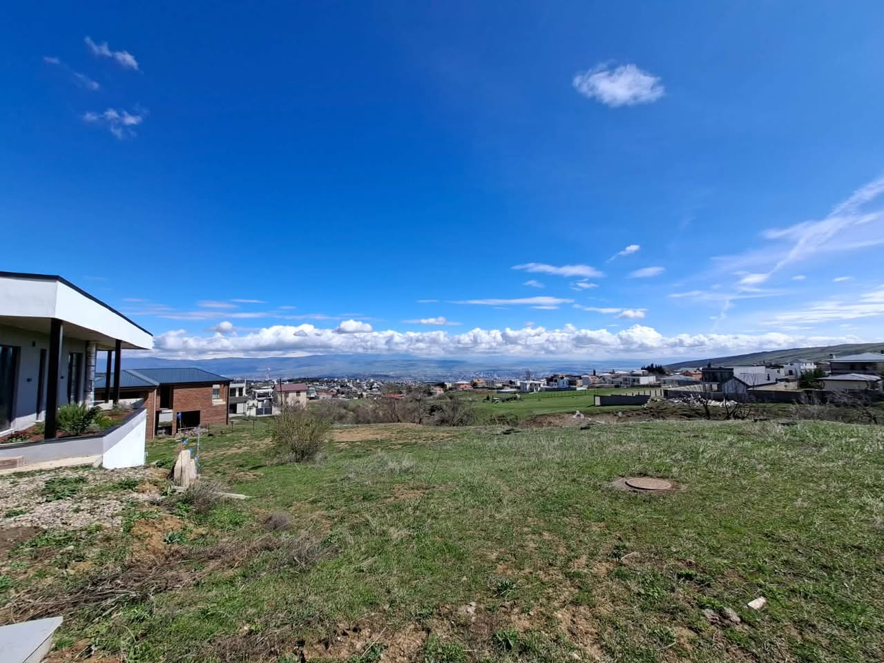 Arazi, Tiflis — $130,000