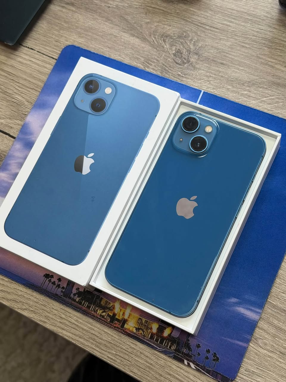 iPhone 13; 128 GB açilmamış, kendi kutusuyla, piller - 500₾