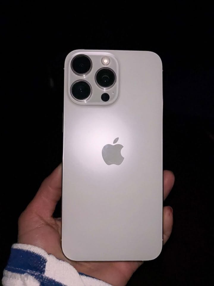 iPhone 15 Pro Max 256GB, ბატარეა 86%