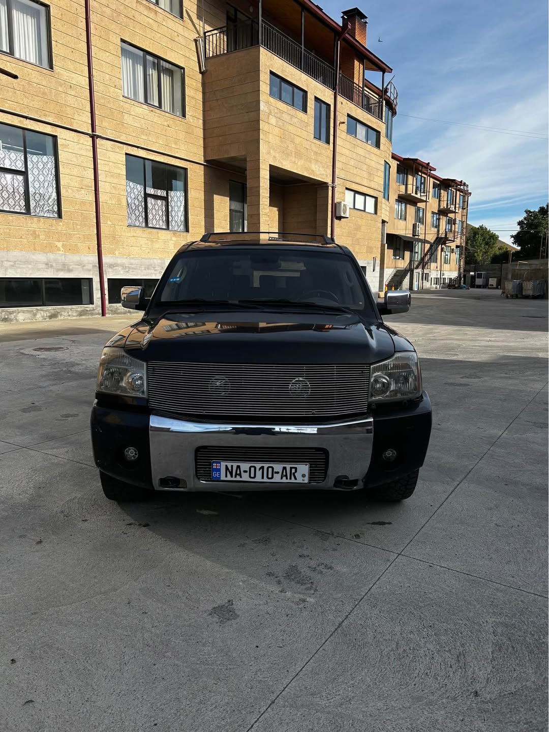 Nissan Armada 2005