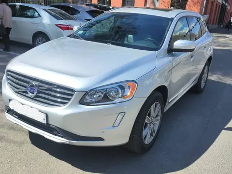 Volvo XC 60 Drive-E 2016 — 13,700$