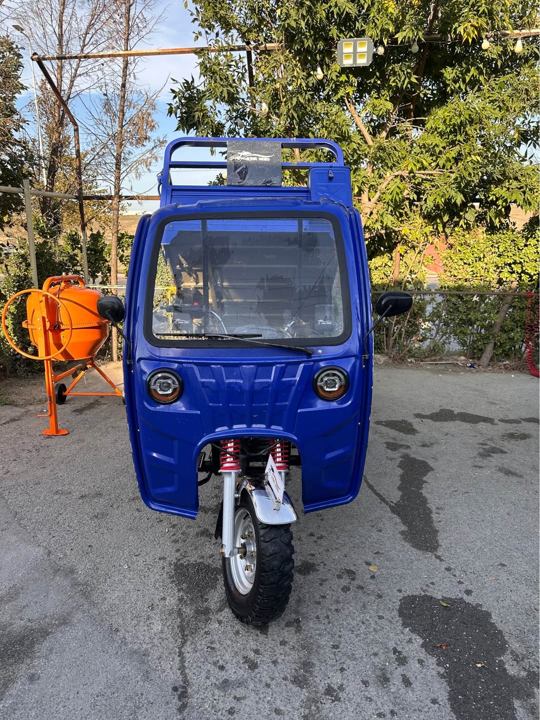Грузовик — 2,700₼