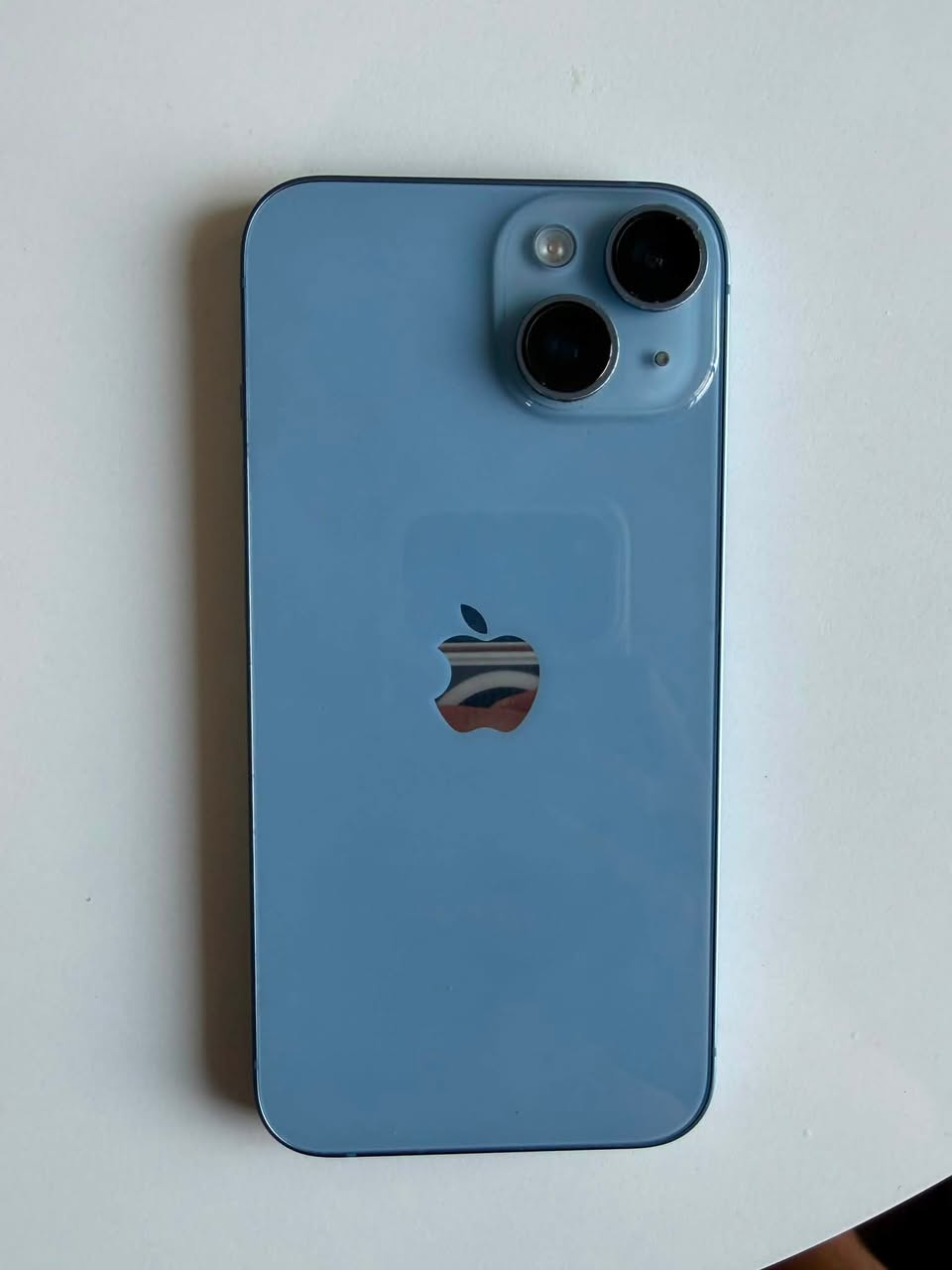 Վաճառվում է iPhone 14 128gb մարտկոց 83%