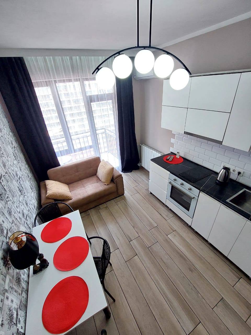 Satılır 2 otaqlı mənzil, Batumi — $107,000