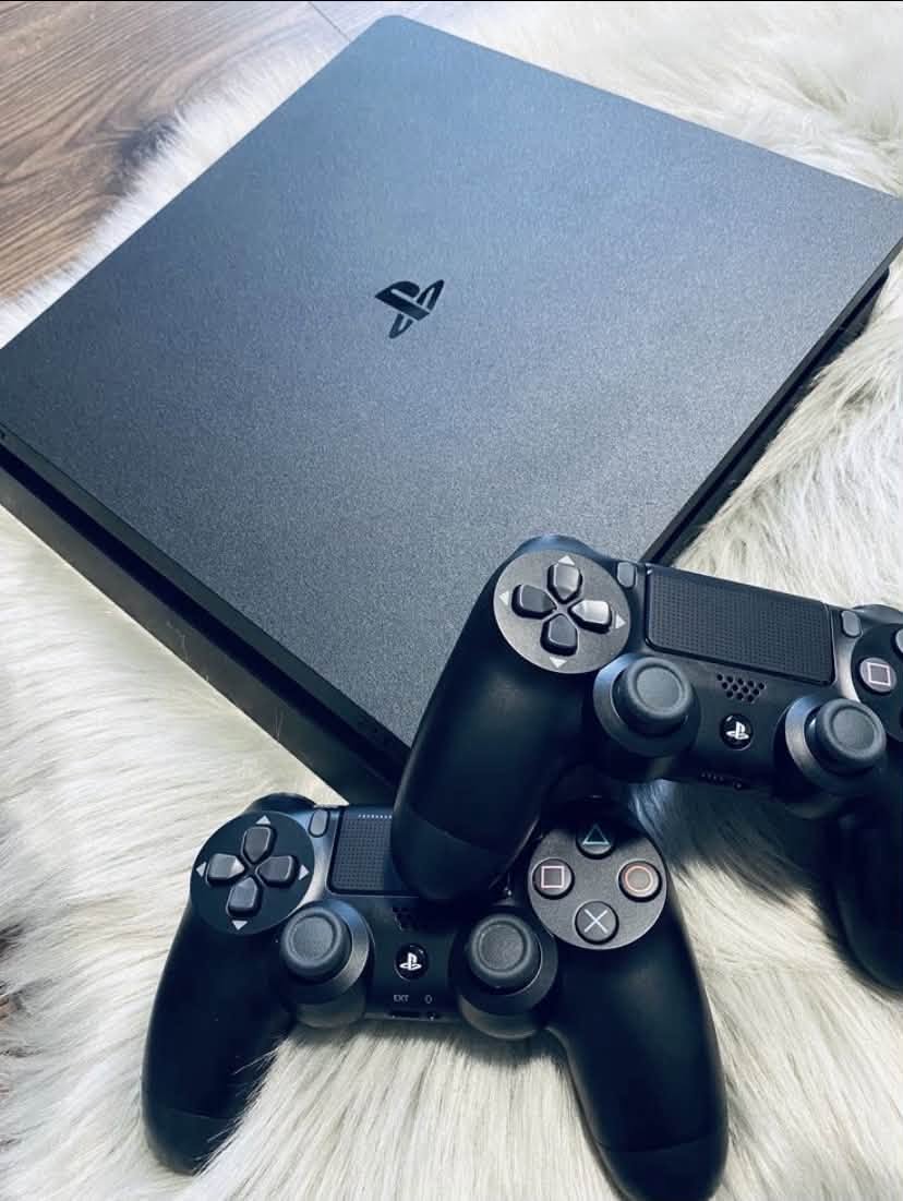 Təcili ‼️ Playstation 4 slim satılır