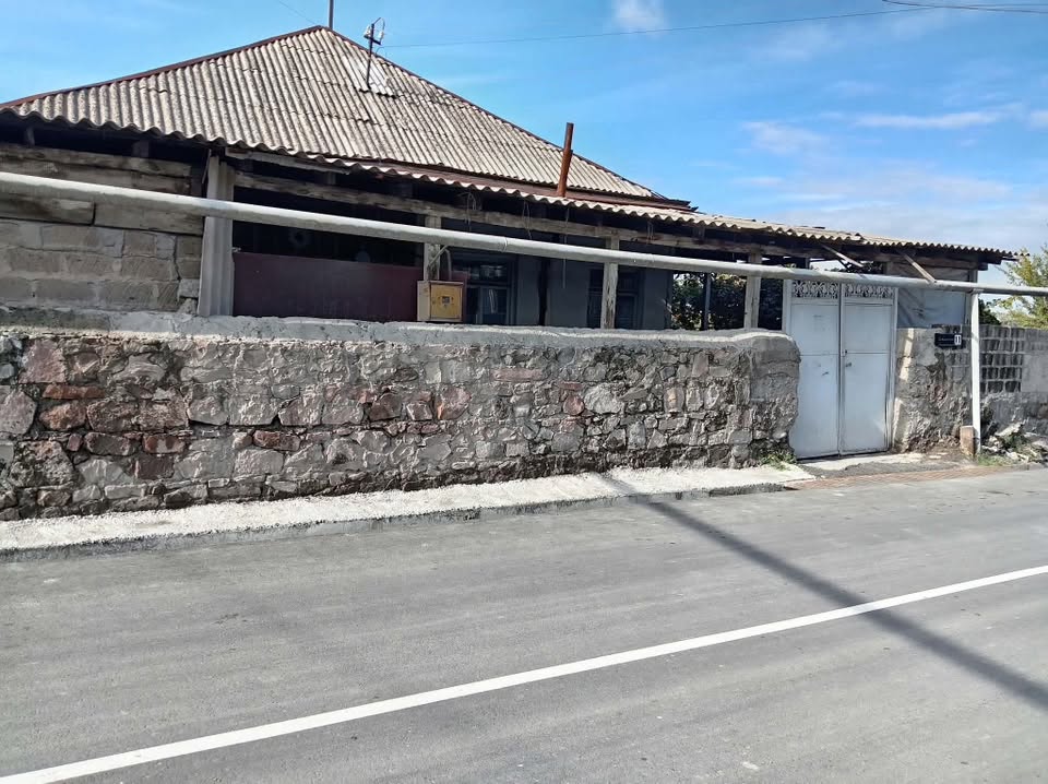 სახლი, არარატი — $60,000