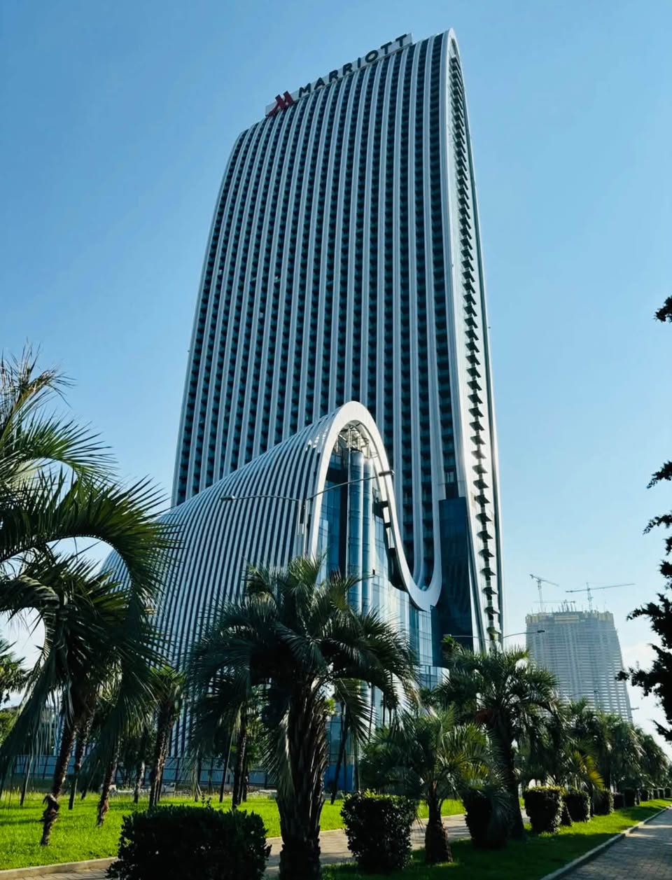 Kirayəyə mənzil verilir, Batumi