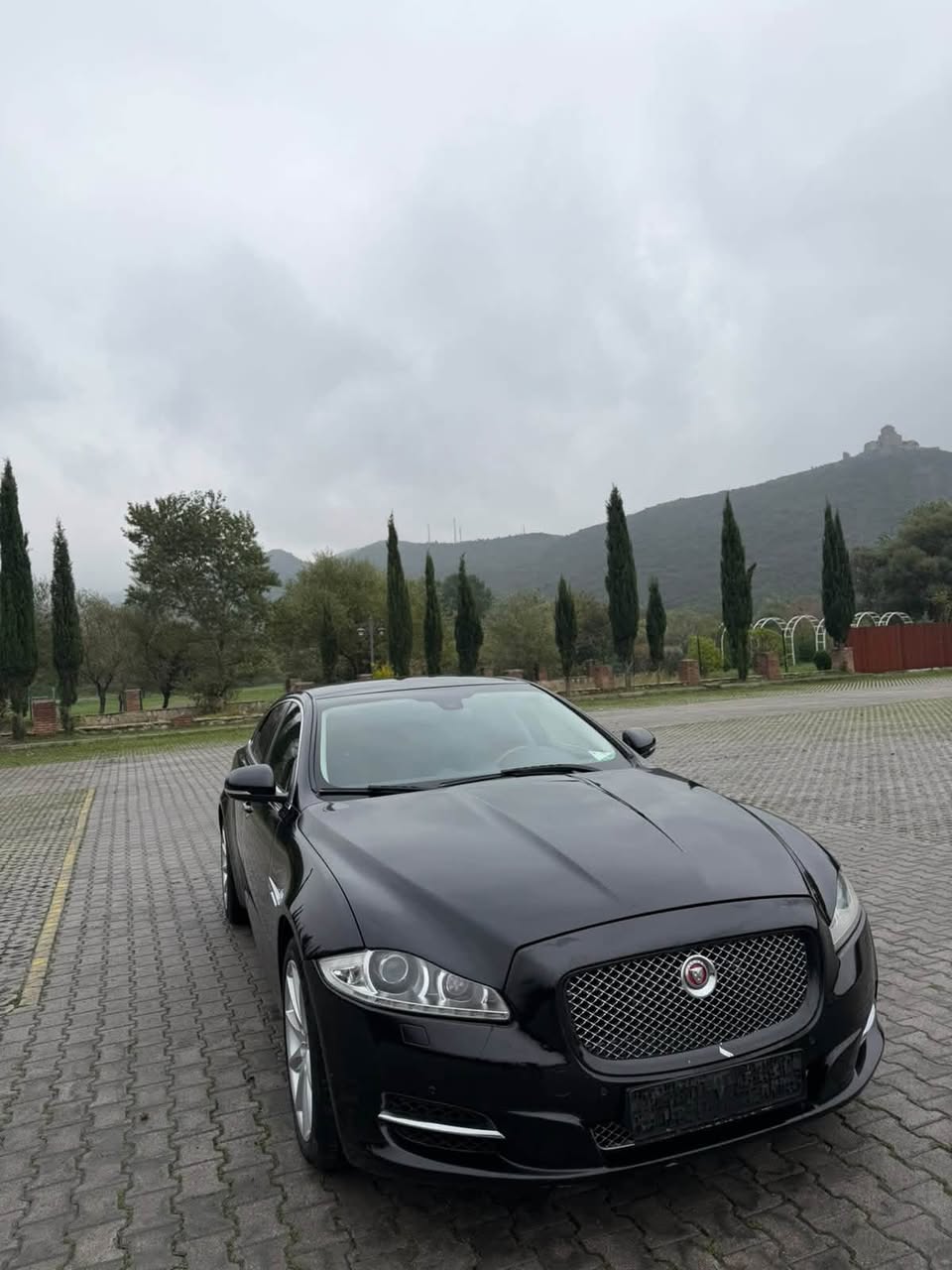 Jaguar XJ 2015 — 12,500$