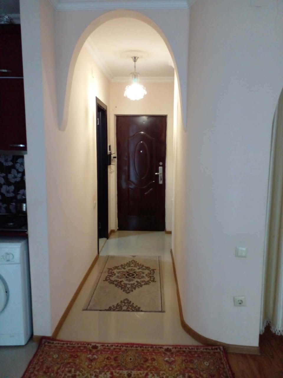 Վարձվում է բնակարան, Բաթումի