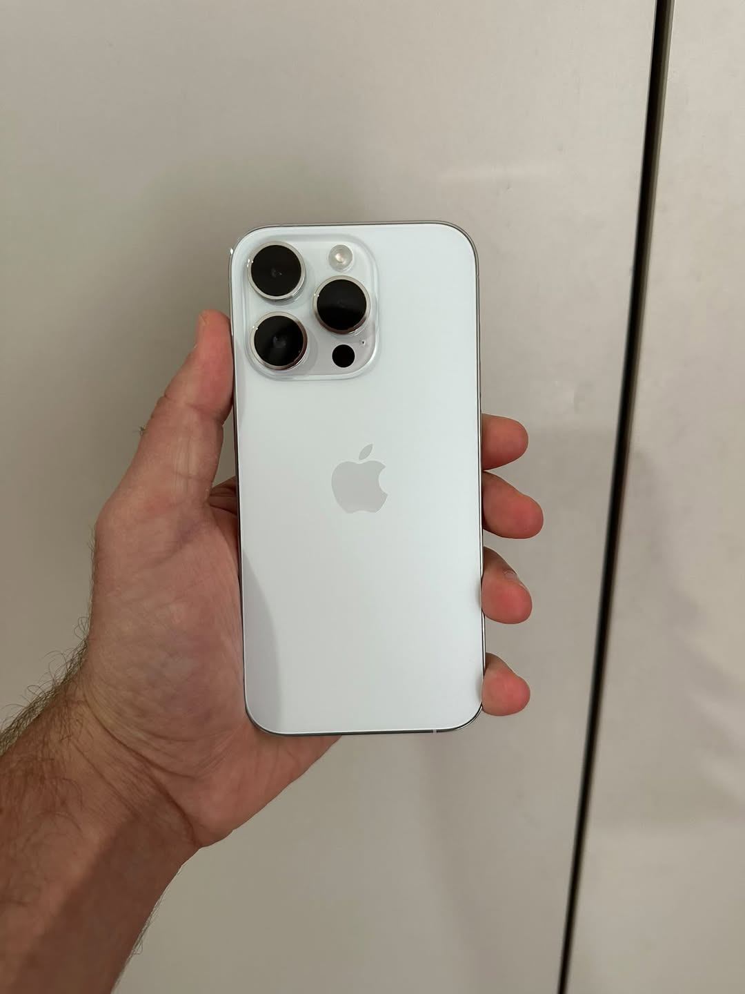 14 პრო -128 GB. ფასი 1100