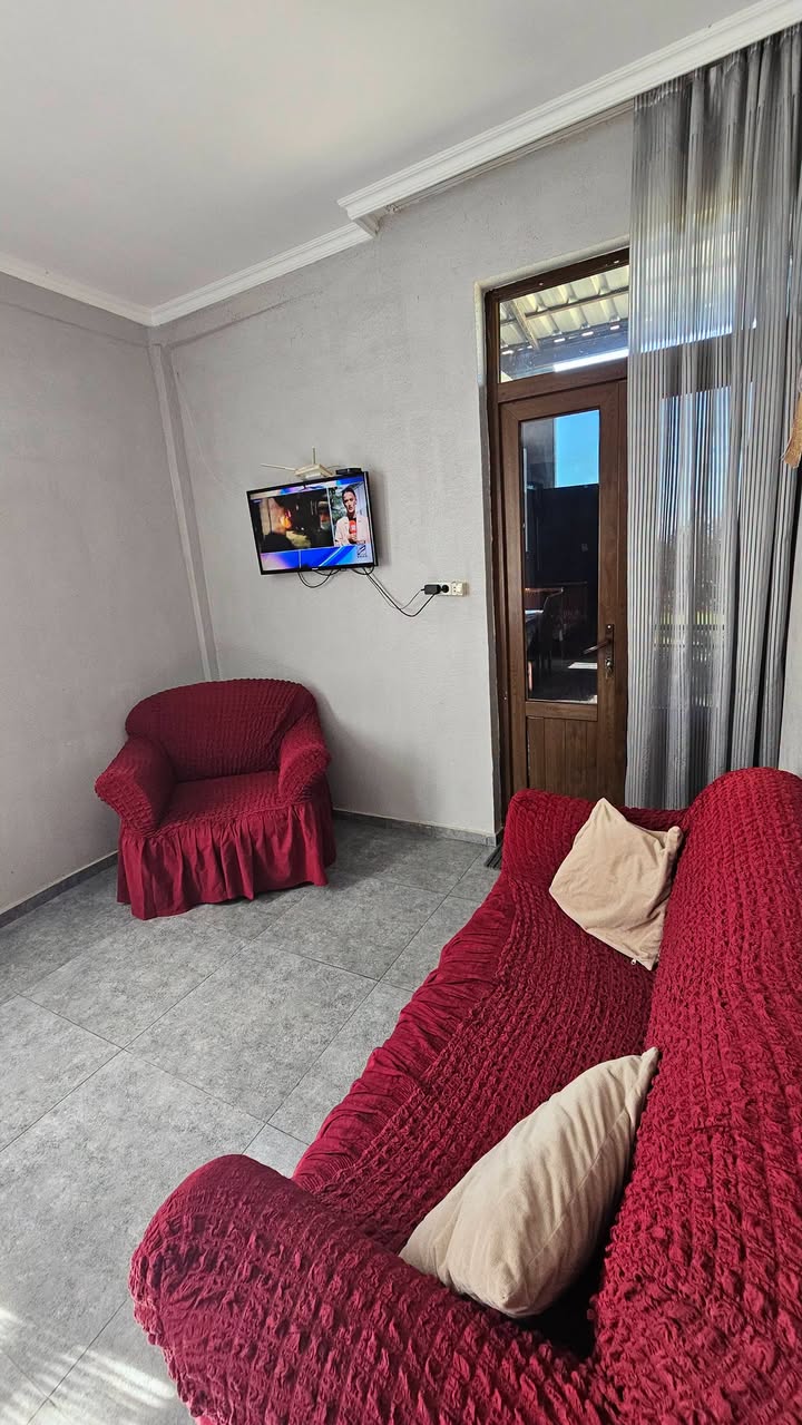 For sale 7-room private house in Kobuleti — $150,000