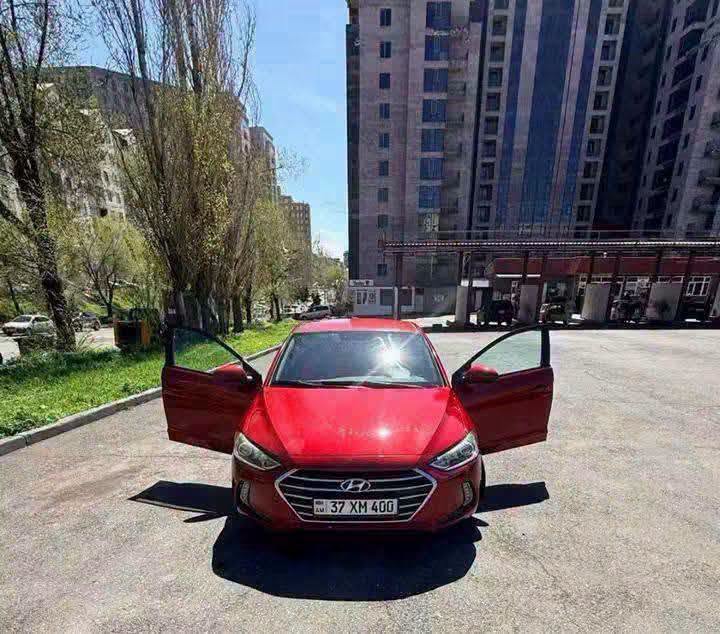 Hyundai Elantra 2017