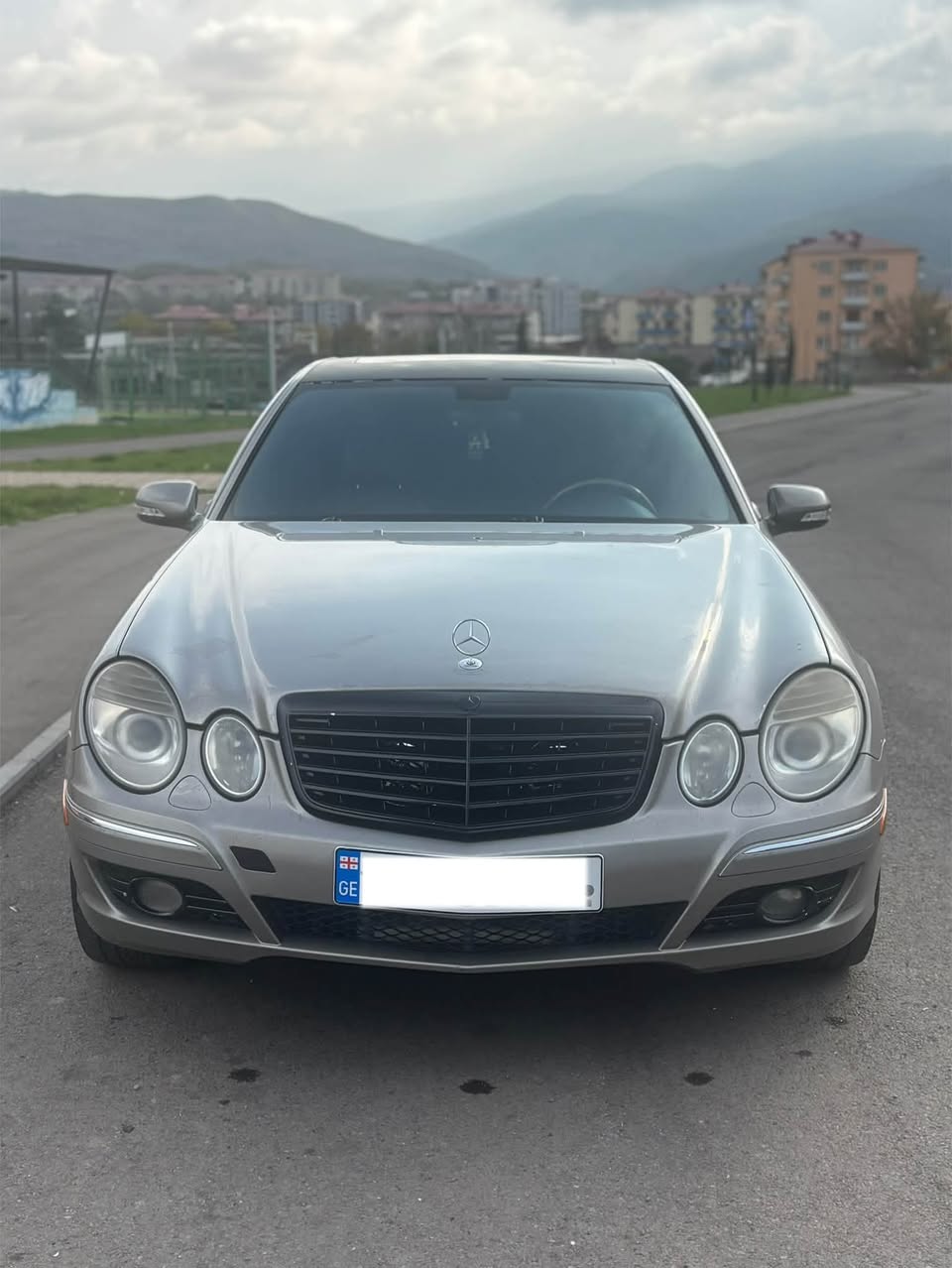 Mercedes-Benz E550 2006