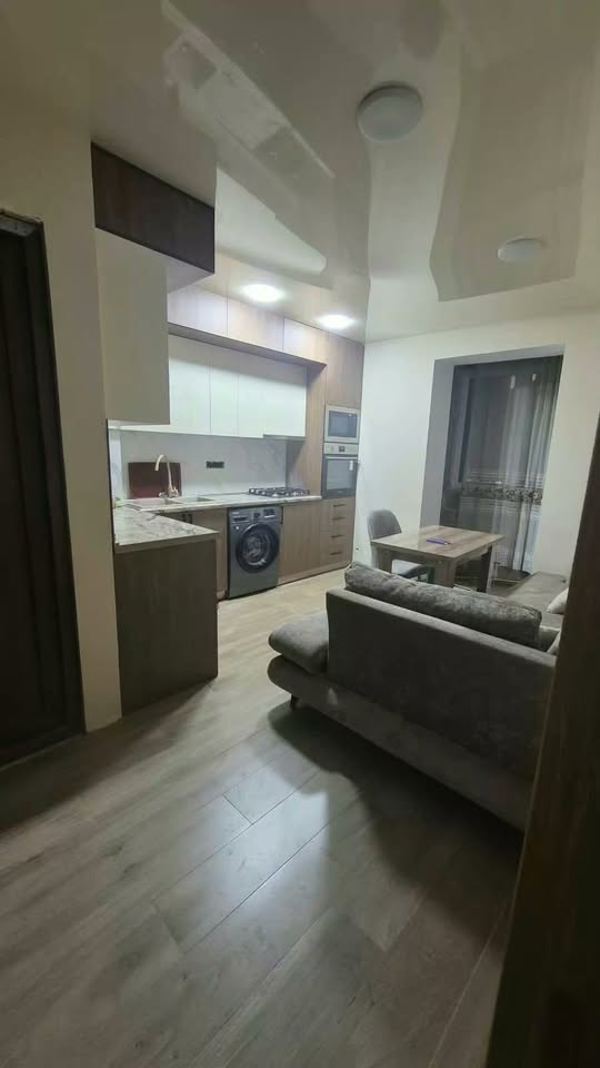 იყიდება 1-ოთახიანი ბინა, თბილისი — $68,000