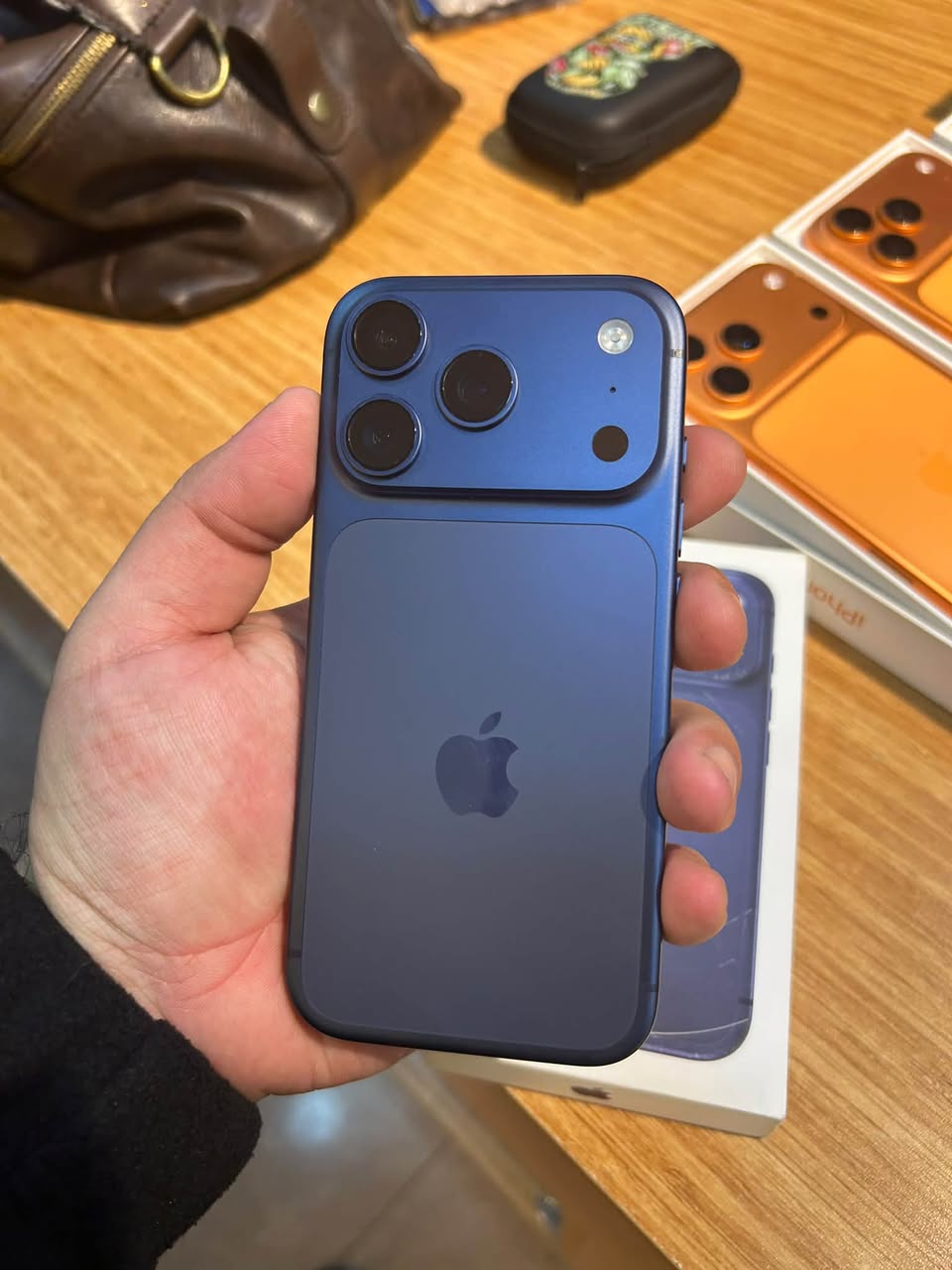 17 pro simov 256gb 100% 410. — 410,000֏