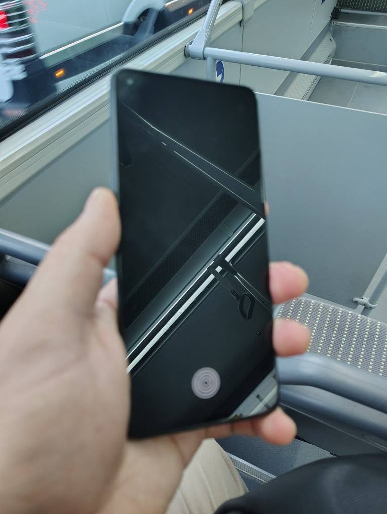 Buy OnePlus 9rt 12/256GB now for 400 Lari.