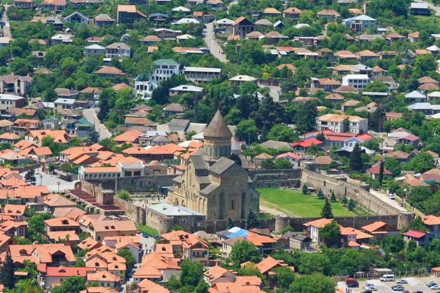Torpaq sahəsi, Tbilisi