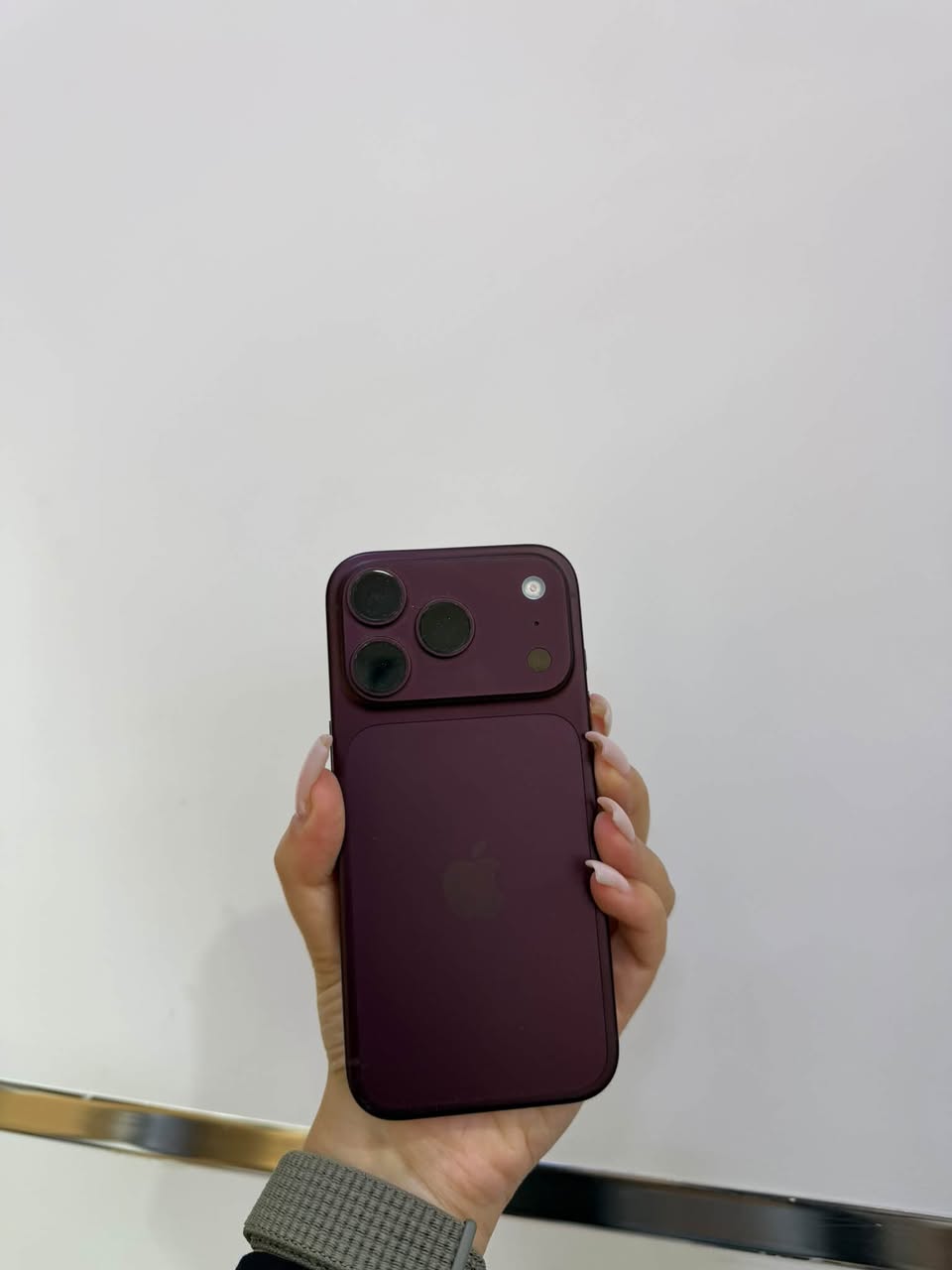 iPhone 18 Pro eSIM 100 ბატარეა — 480,000֏