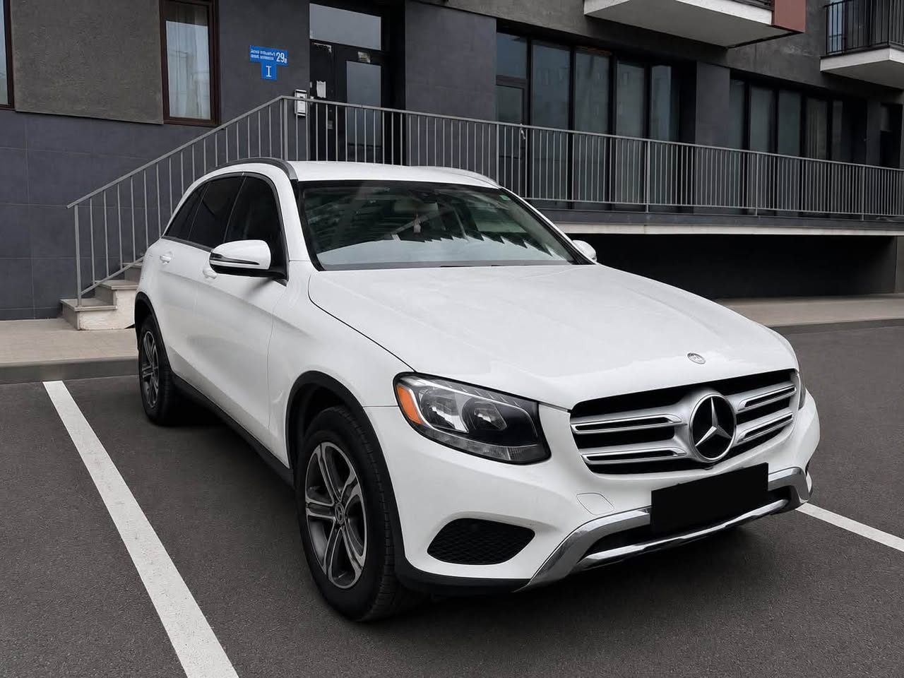 Mercedes-Benz GLC300 2016