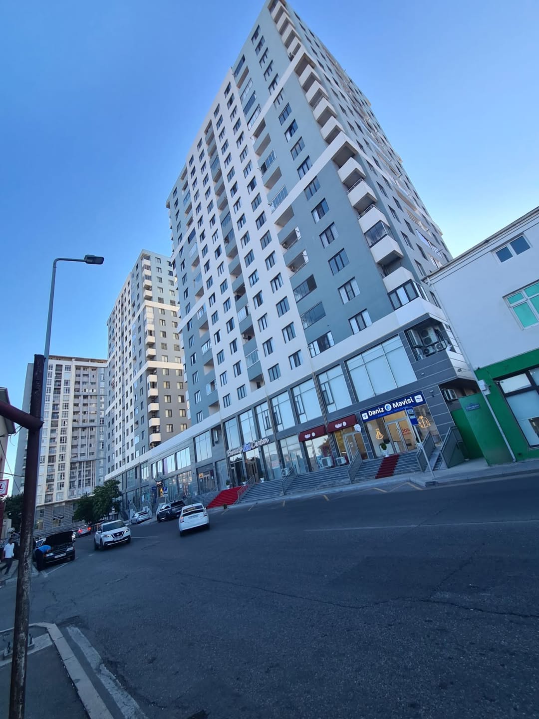 3-комнатная квартира продается, Баку — 348,000 ₼