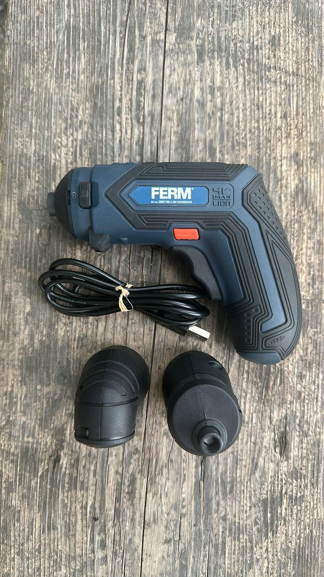 FERM Li-ion cordless screwdriver with bits
