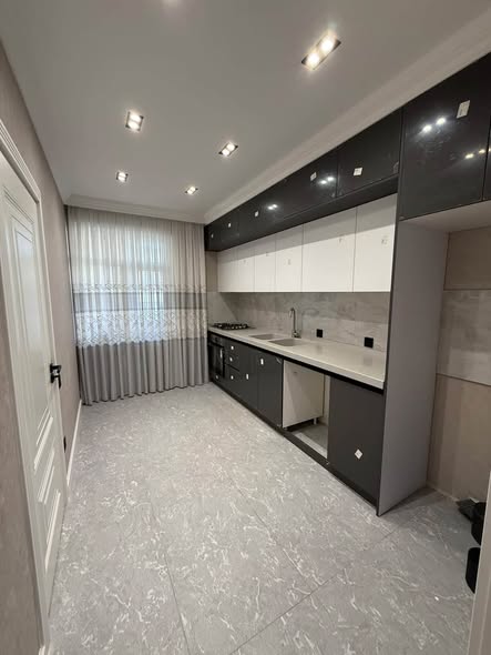 3-комнатная квартира продается, Баку